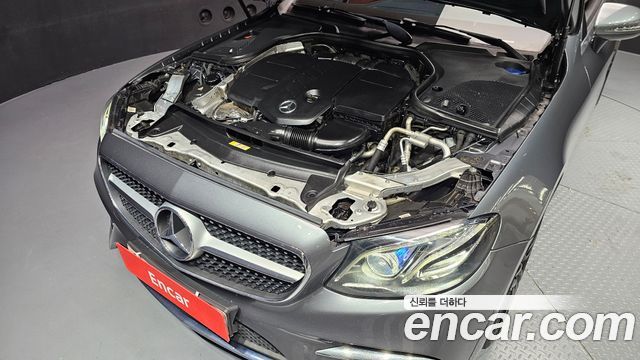Mercedes-Benz E-Class E220d Coupe