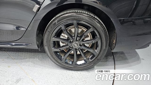 Audi A4 40 TFSI