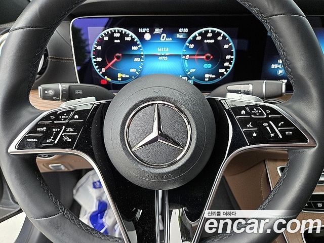 Mercedes-Benz E-Class E300e 4MATIC Exclusive