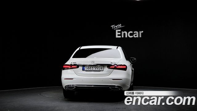 Mercedes-Benz E-Class E350 4MATIC Avantgarde