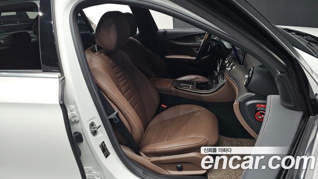 Mercedes-Benz E-Class E350 4MATIC Avantgarde