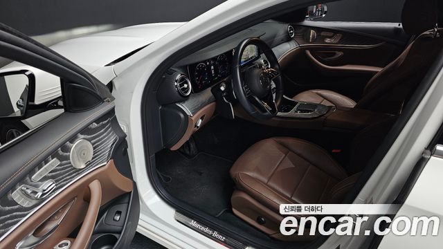 Mercedes-Benz E-Class E350 4MATIC Avantgarde