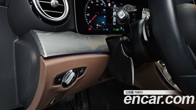 Mercedes-Benz E-Class E350 4MATIC Avantgarde
