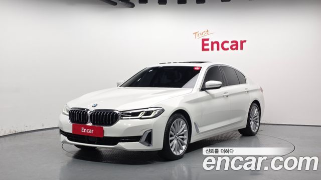 BMW 5-Series 530i Luxury