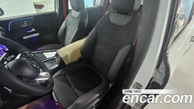 Mercedes-Benz GLB-Class AMG GLB35 4MATIC