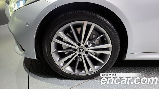 Mercedes-Benz CLS-Class CLS400d 4MATIC