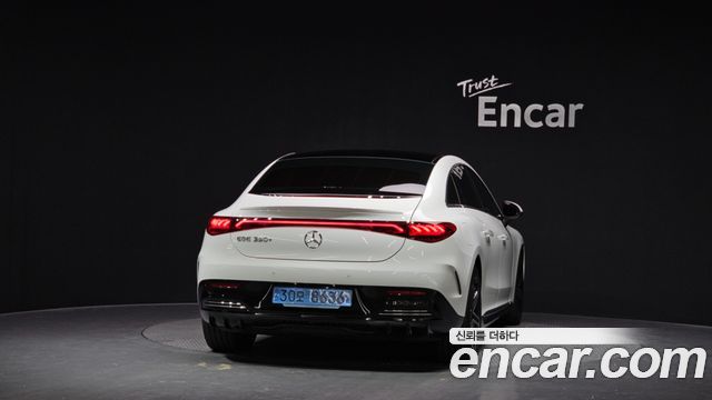 Mercedes-Benz EQE EQE350+