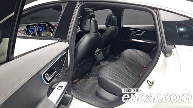 Mercedes-Benz EQE EQE350+