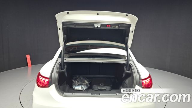 Mercedes-Benz EQE EQE350+