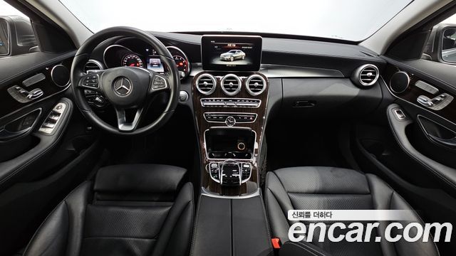 Mercedes-Benz C-Class C200 4MATIC Exclusive