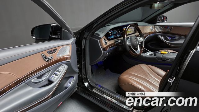 Mercedes-Benz S-Class W222 S560L 4MATIC