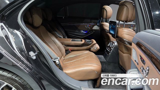 Mercedes-Benz S-Class W222 S560L 4MATIC