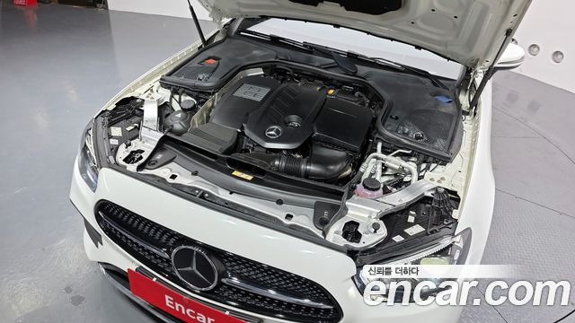 Mercedes-Benz E-Class E300d 4MATIC Coupe