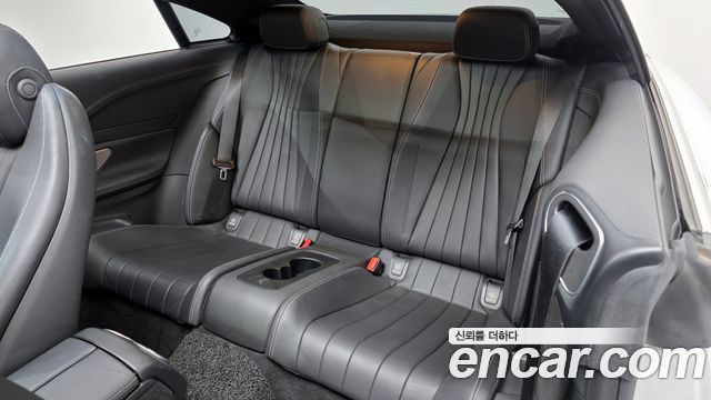 Mercedes-Benz E-Class E300d 4MATIC Coupe
