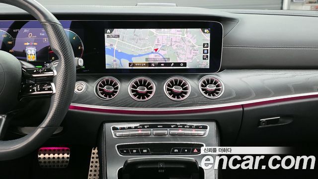 Mercedes-Benz E-Class E300d 4MATIC Coupe