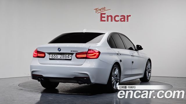 BMW 3-Series 330i M Sport