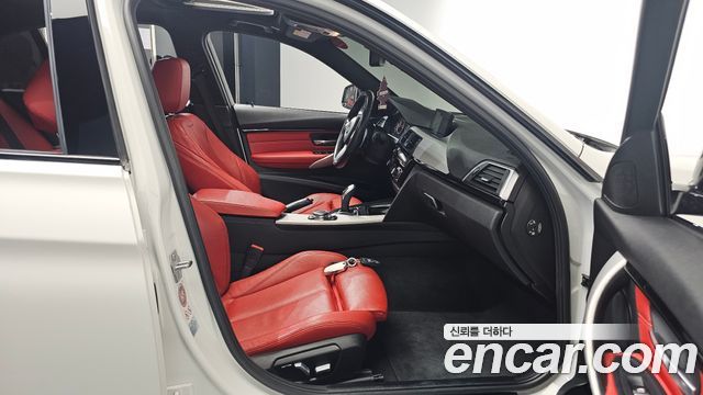 BMW 3-Series 330i M Sport