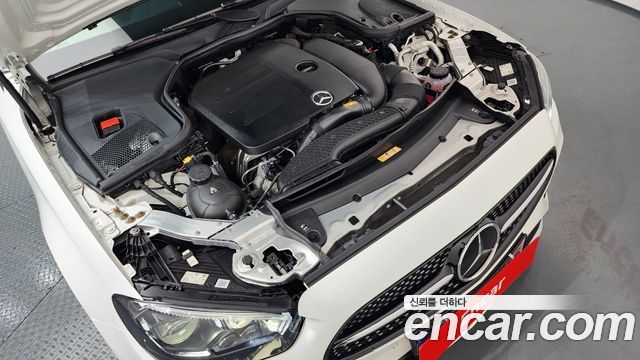 Mercedes-Benz E-Class E350 4MATIC AMG Line