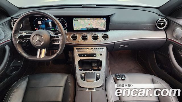 Mercedes-Benz E-Class E350 4MATIC AMG Line