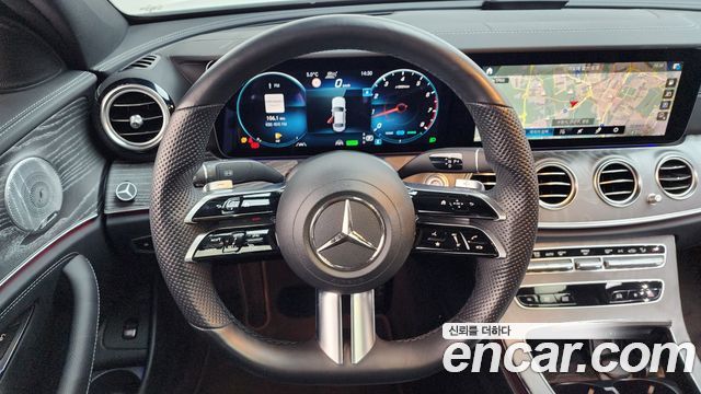 Mercedes-Benz E-Class E350 4MATIC AMG Line