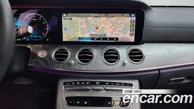 Mercedes-Benz E-Class E350 4MATIC AMG Line