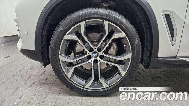 BMW X5 xDrive 40i xLine