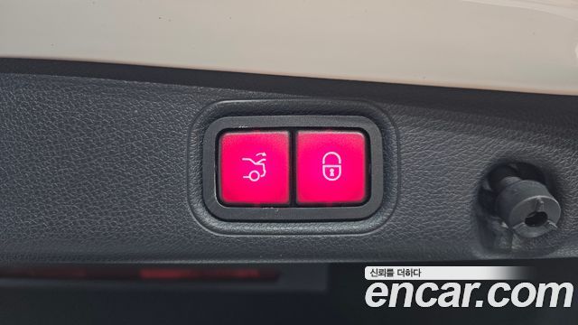 Mercedes-Benz E-Class E300 4MATIC AMG Line