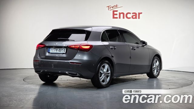 Mercedes-Benz A-Class A220 Hatchback