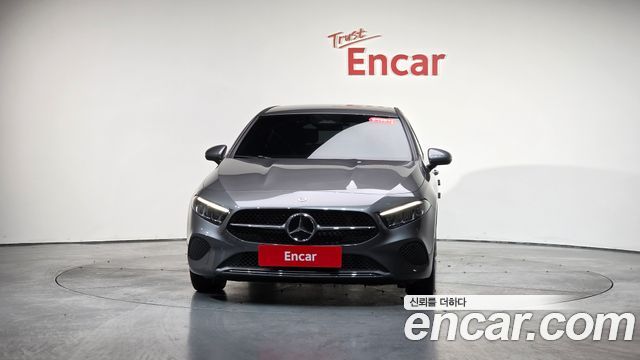 Mercedes-Benz A-Class A220 Hatchback