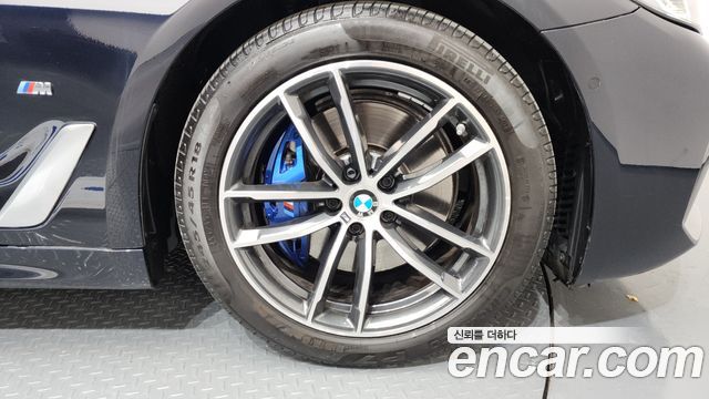 BMW 5-Series 520i M Sport