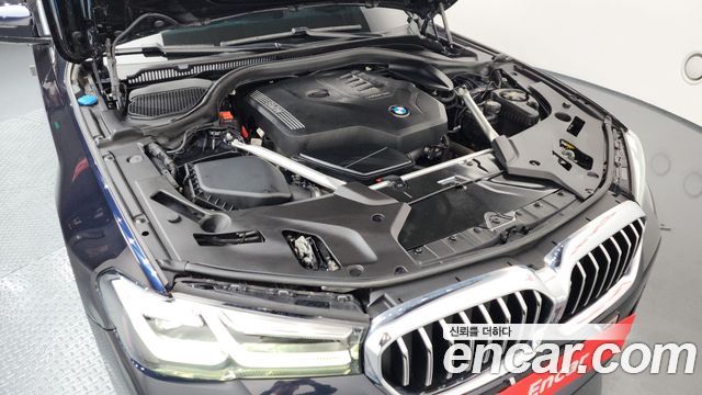 BMW 5-Series 520i M Sport