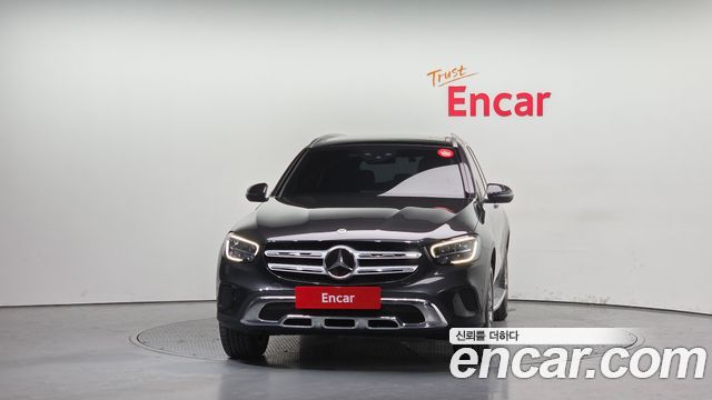Mercedes-Benz GLC-Class GLC300e 4MATIC