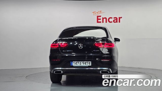 Mercedes-Benz GLC-Class GLC300e 4MATIC Coupe