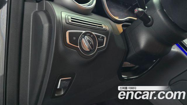 Mercedes-Benz GLC-Class GLC300e 4MATIC Coupe