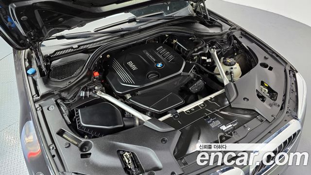 BMW 5-Series 520d Luxury Plus