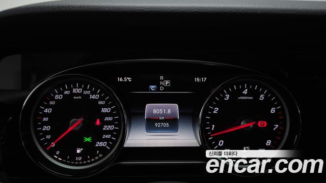 Mercedes-Benz E-Class E300 4MATIC Exclusive