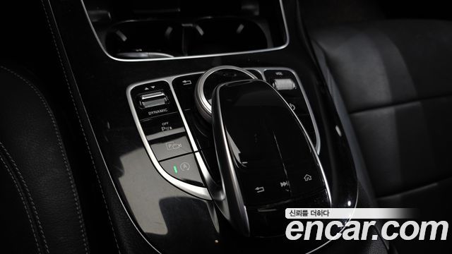 Mercedes-Benz E-Class E300 4MATIC Exclusive