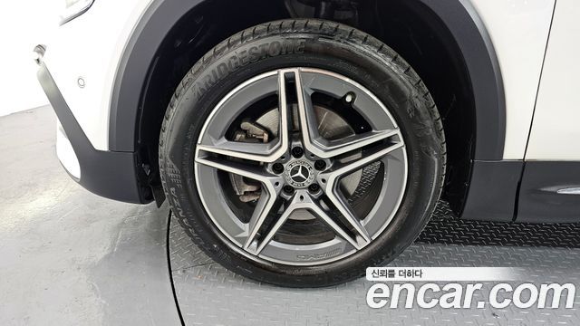 Mercedes-Benz GLB-Class GLB250 4MATIC
