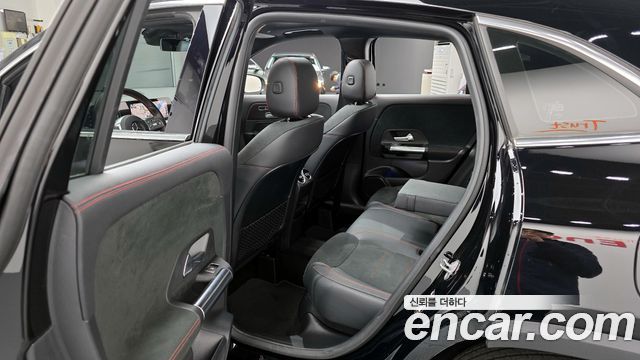 Mercedes-Benz GLA-Class GLA250 4MATIC