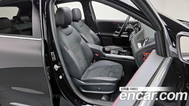 Mercedes-Benz GLA-Class GLA250 4MATIC