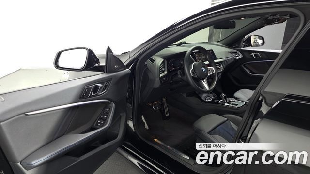 BMW 2-Series 220i M Sports