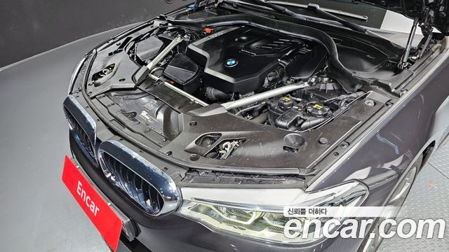 BMW 5-Series 520i M Sport