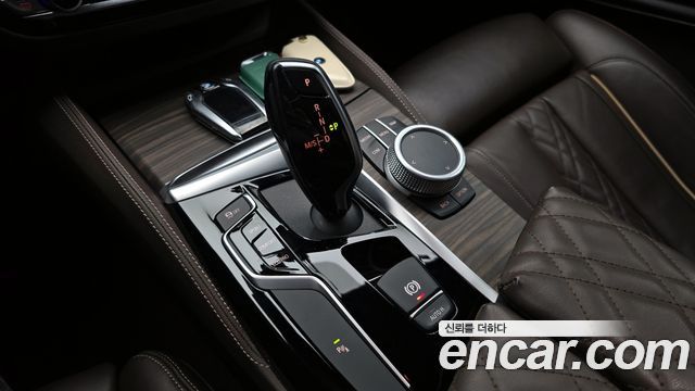 BMW 5-Series 520i M Sport