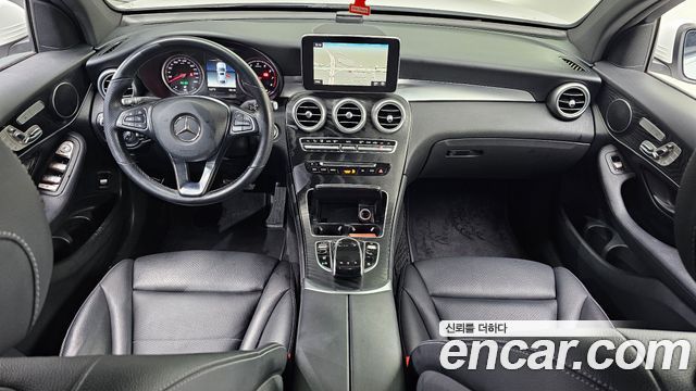 Mercedes-Benz GLC-Class GCL300 4MATIC Coupe