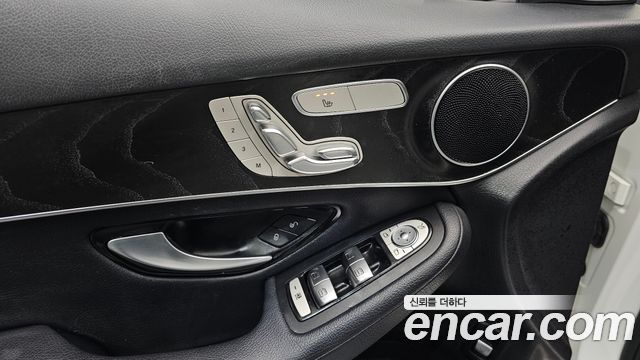 Mercedes-Benz GLC-Class GCL300 4MATIC Coupe