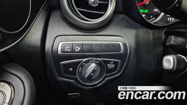 Mercedes-Benz GLC-Class GCL300 4MATIC Coupe