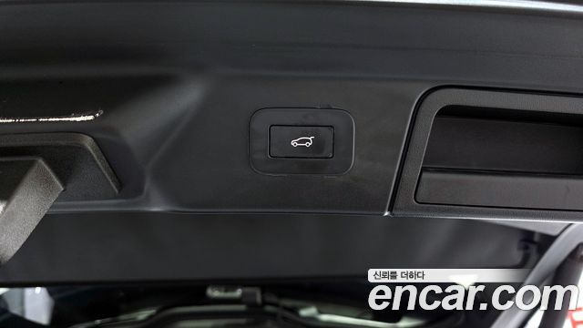 Land Rover Range Rover Velar 2.0 P250 R-Dynamic SE