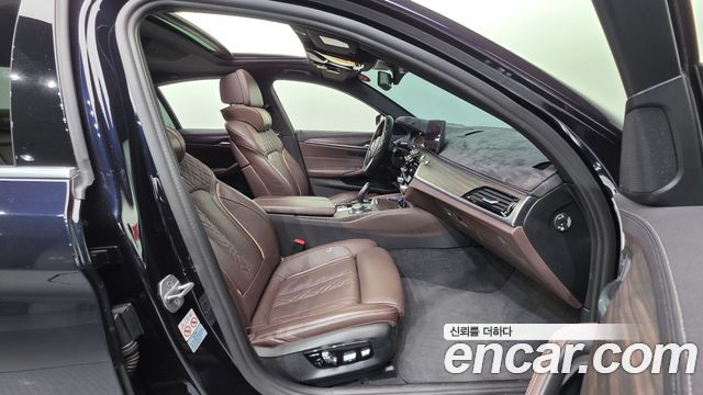 BMW 5-Series 523d M Sport