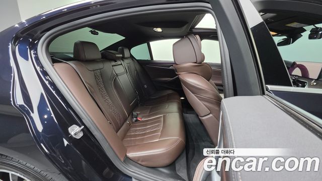 BMW 5-Series 523d M Sport