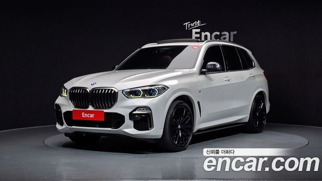 BMW X5 M50d First Edition